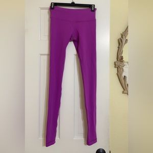 Black and Purple Reversible leggings size 4